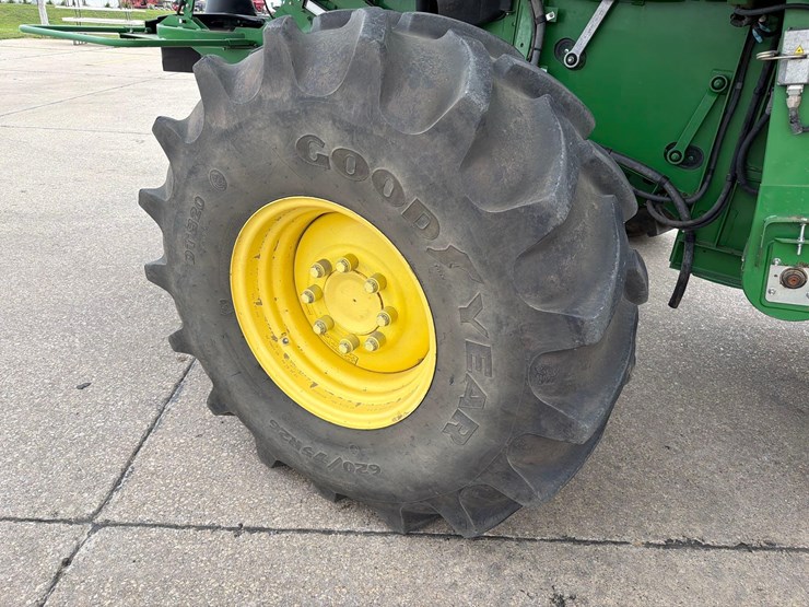 2012-john-deere-s680-image-26