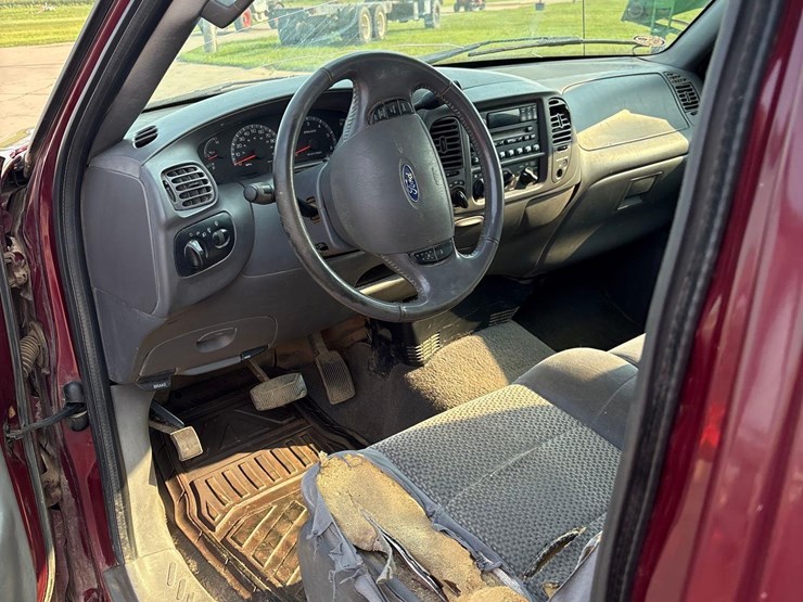 2003-ford-f150-image-33