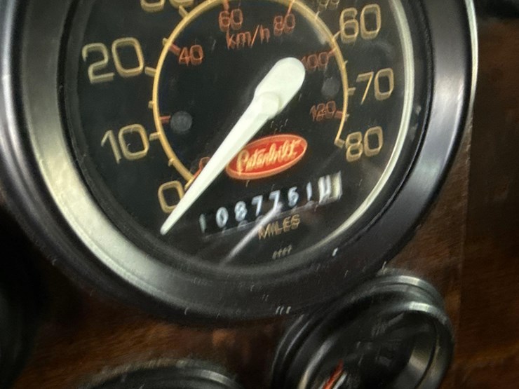 1991-peterbilt-grain-truck-image-19