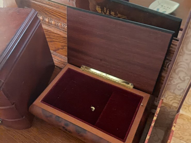 jewelry-and-jewelry-boxes-image-8