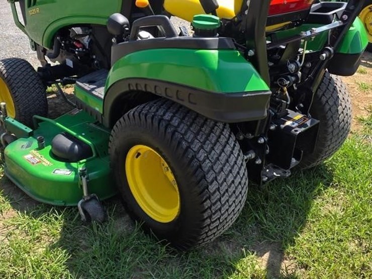 john-deere-1025r-image-15