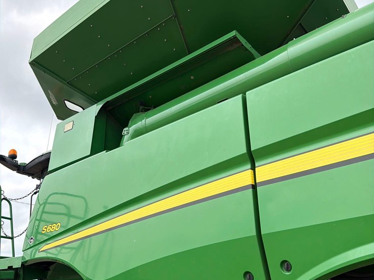 2012-john-deere-s680-image-10
