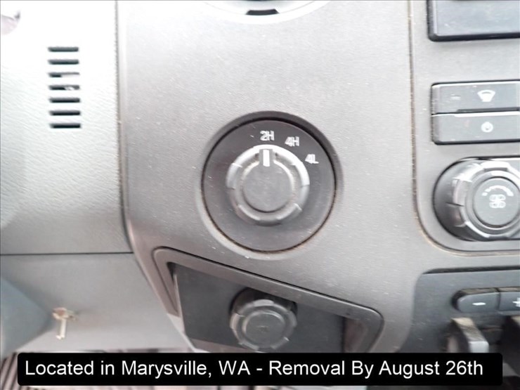 2011-ford-f250-xl-image-10