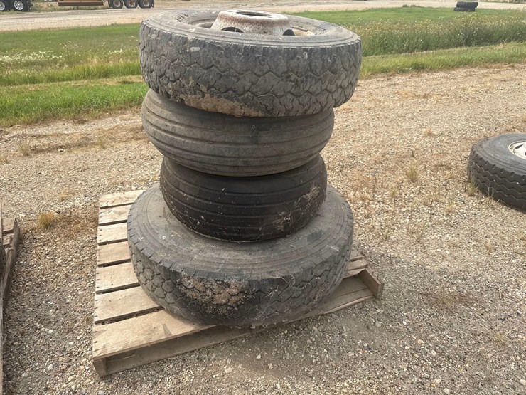 new-and-used-tires-image-4