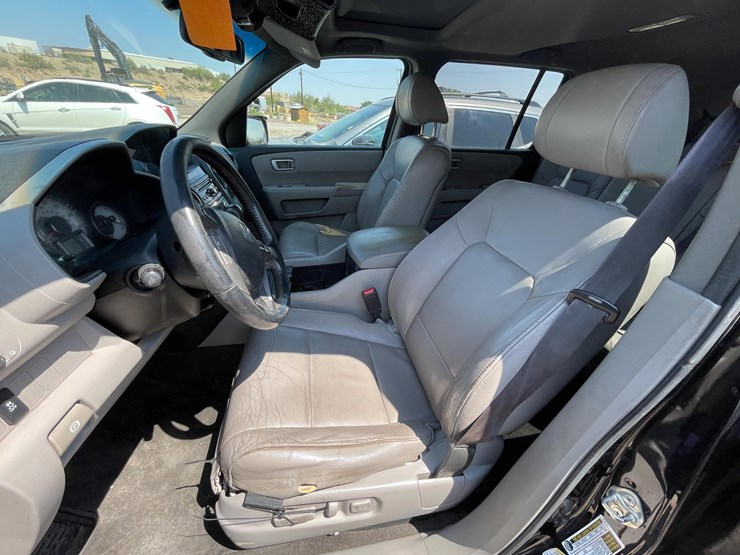 2010-honda-pilot-image-30