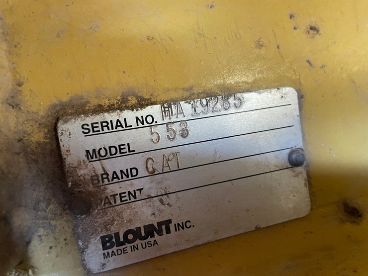 2010-caterpillar-553-image-54