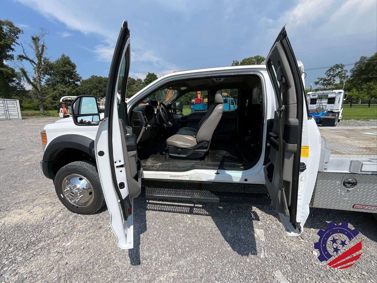 2017-ford-f550-xl-image-50