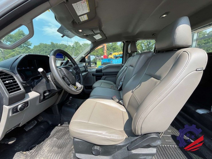 2017-ford-f550-xl-image-55