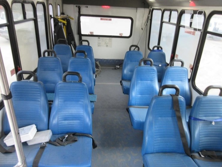 2016-ford-e450-image-10