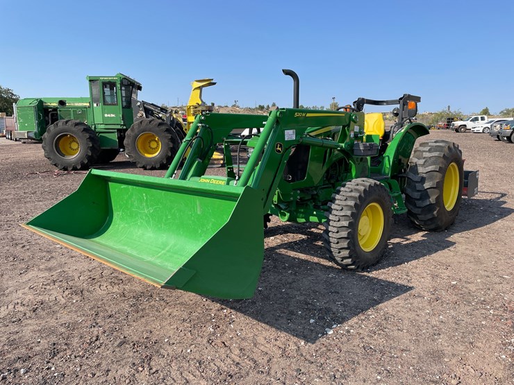 2022-john-deere-5055e-image-1