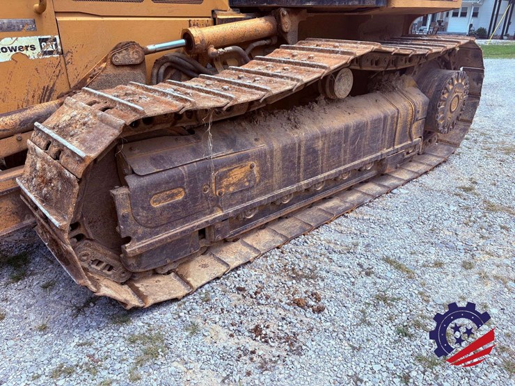 2009-caterpillar-d5k-xl-image-18