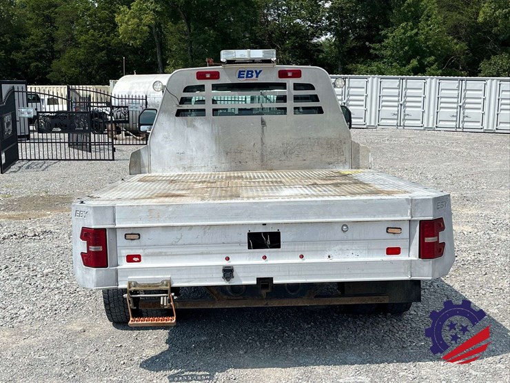 2017-ford-f550-xl-image-25