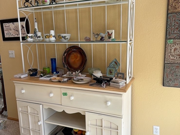 cabinet-with-glass-shelves(does-not-include-items)-image-4