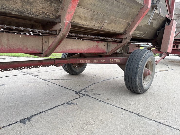 roorda-16ft-rear-unload-silage-wagon-image-13