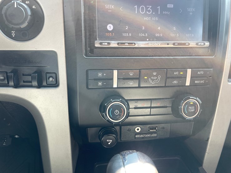 2011-ford-f150-image-57