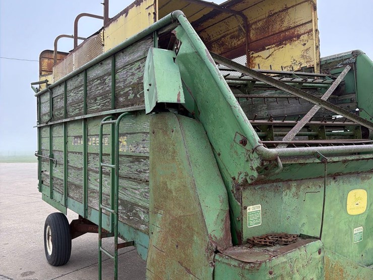 john-deere-125-image-18