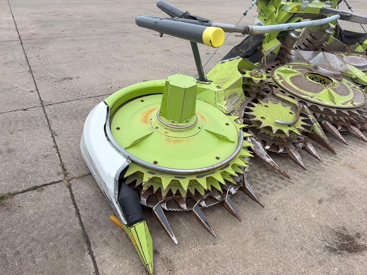 2019-claas-orbis-750-image-12