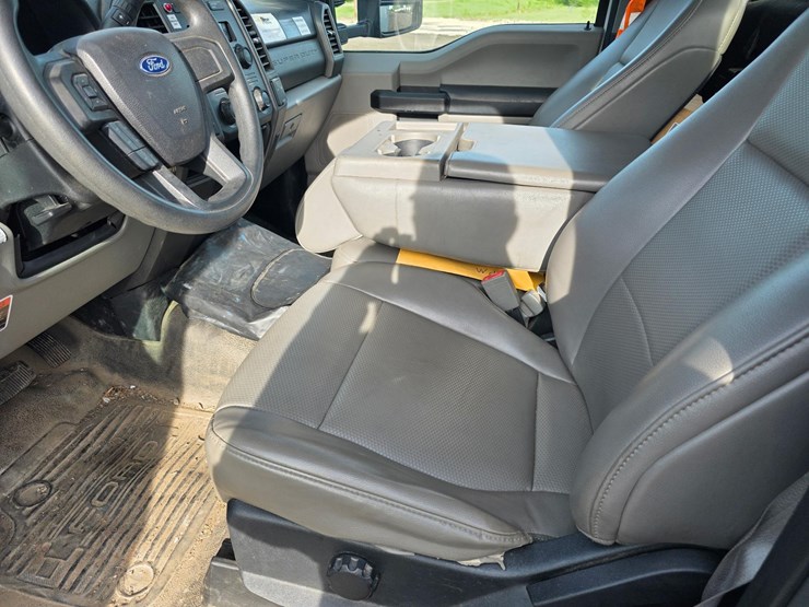 ford-f550-image-31