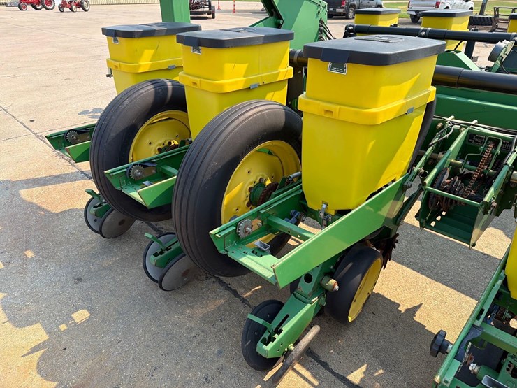 1994-john-deere-7200-image-33