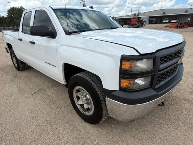 2014-chevrolet-1500-image-18