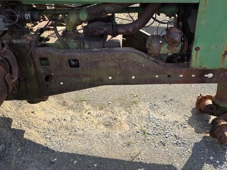 john-deere-tractor-(not-running)-image-6