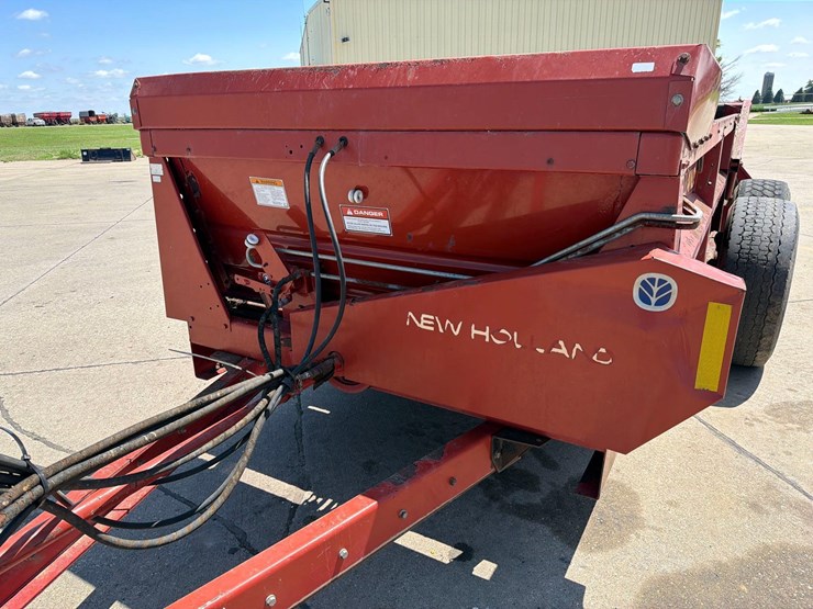new-holland-195-image-18