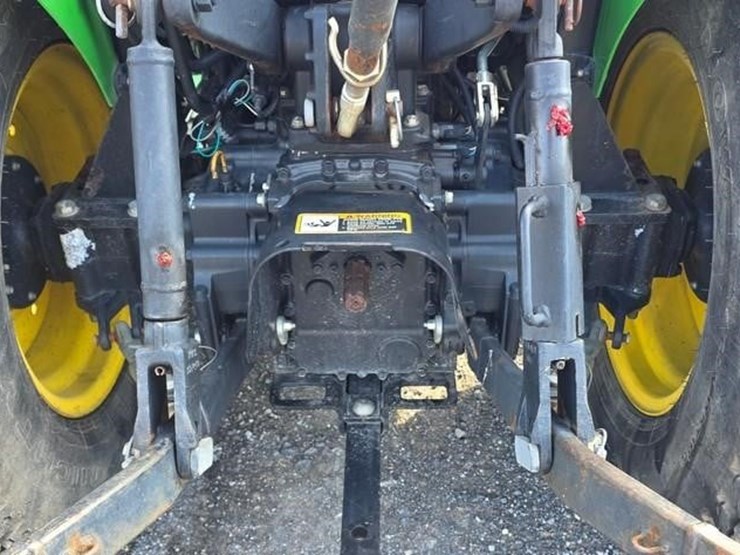 2013-john-deere-3520-image-18
