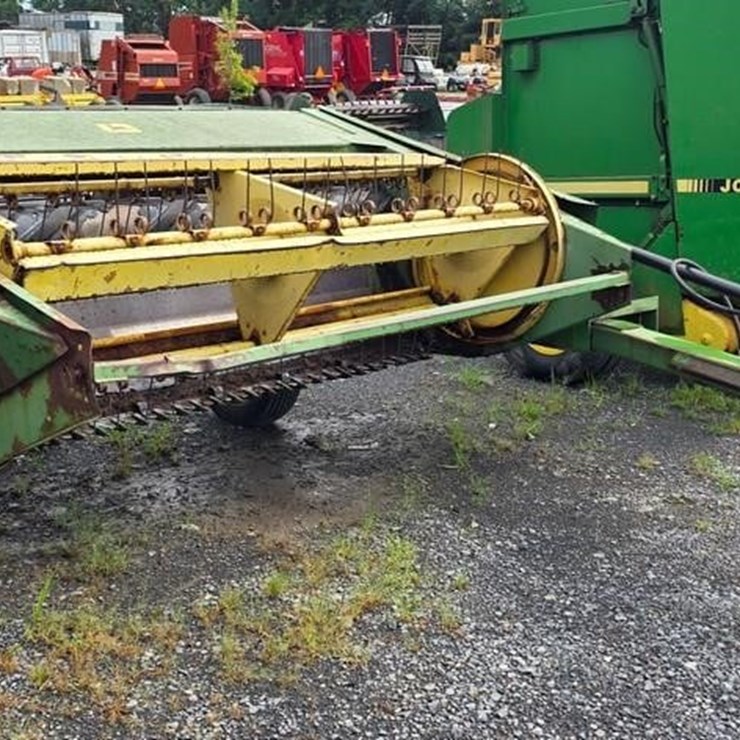 JOHN DEERE 1207