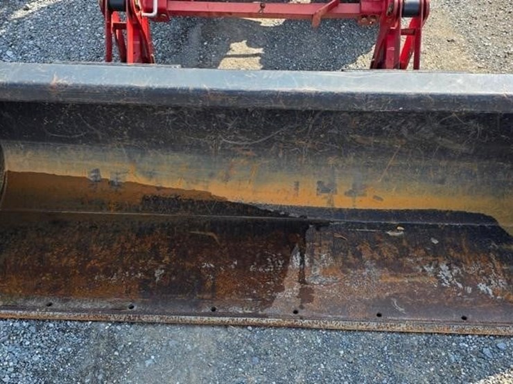 case-ih-farmall-35c-image-28