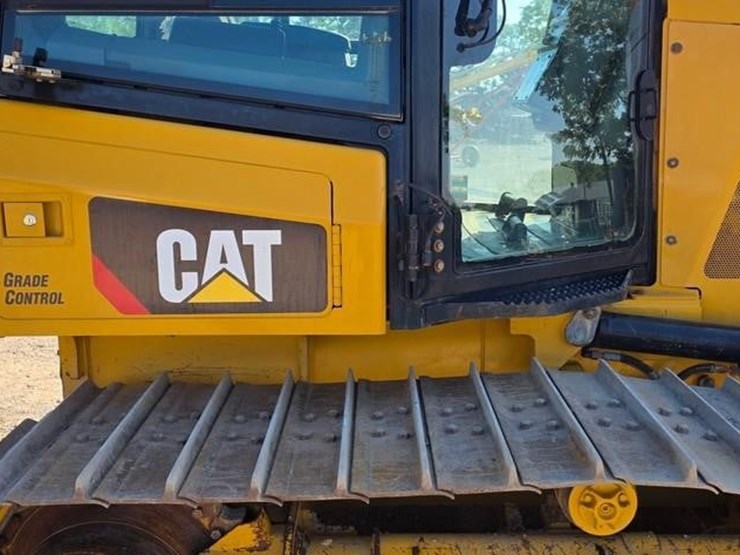 2020-caterpillar-d5k2-lgp-image-32