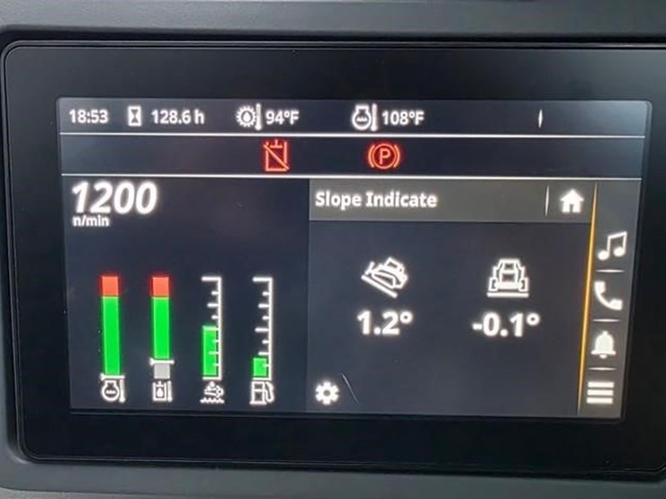 2025-deere-335-p-tier-image-52