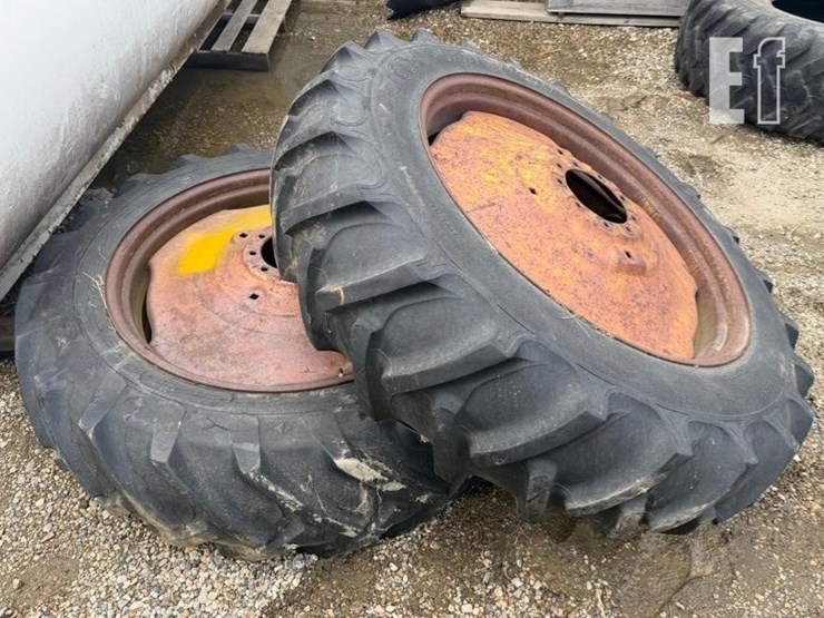 15.5-38-tires-(2)-image-3