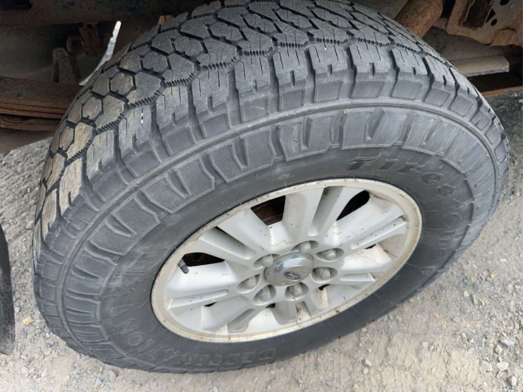 2014-ford-f150-xlt-image-11