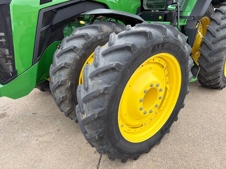 2022-john-deere-8r-280-image-25