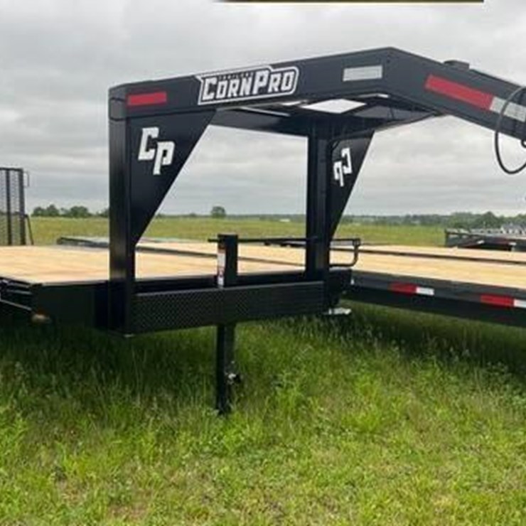 2023 CornPro 20+4 Gooseneck Flatbed