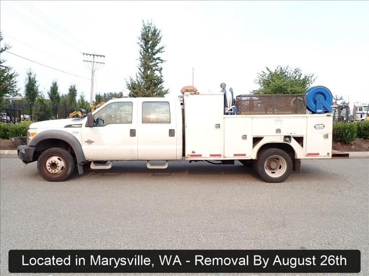 2011-ford-f550-image-12