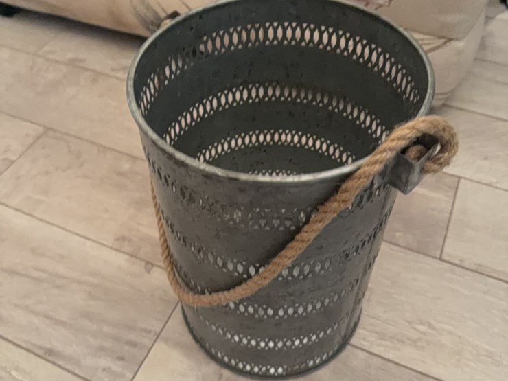 metal-can-with-rope-handle,-unique-image-8