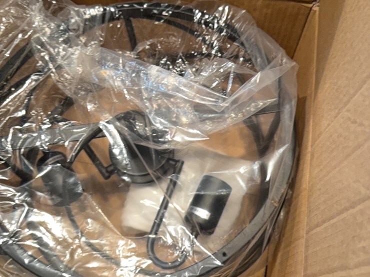 brand-new,-unused-unopened-light-fixture,-modern-style,-see-photos-image-6