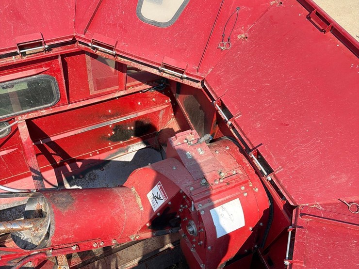 2005-case-ih-2377-image-101