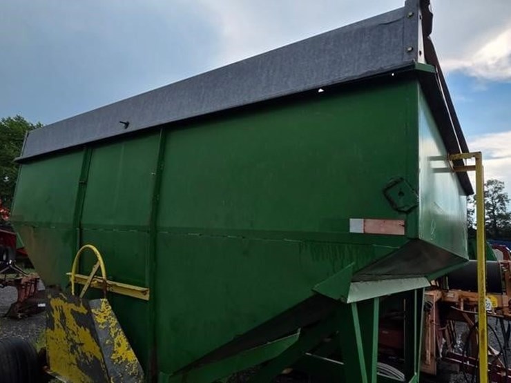 westerndorf-gravity-wagon-image-7
