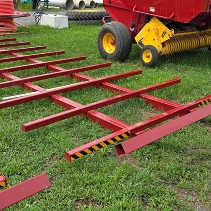NEW BALE CARRIER