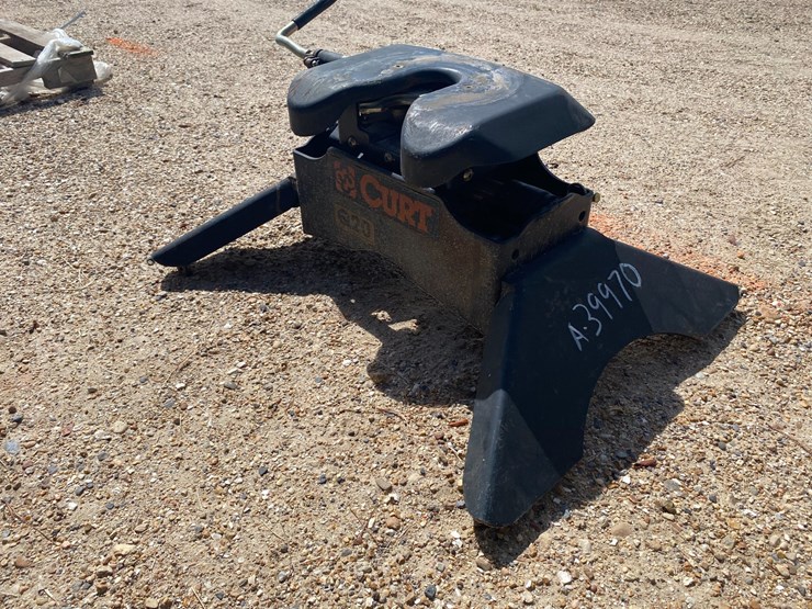 #1611-•-curt-20,000lbs-5th-wheel-hitch-image-5