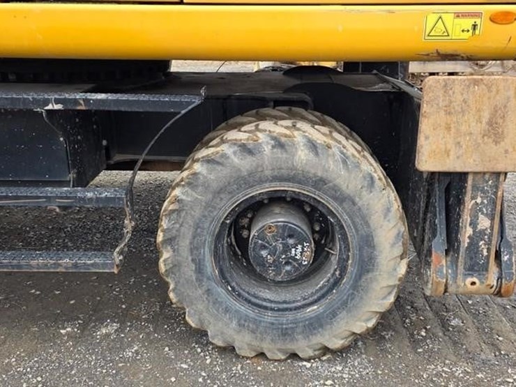 2018-caterpillar-m322f-image-27