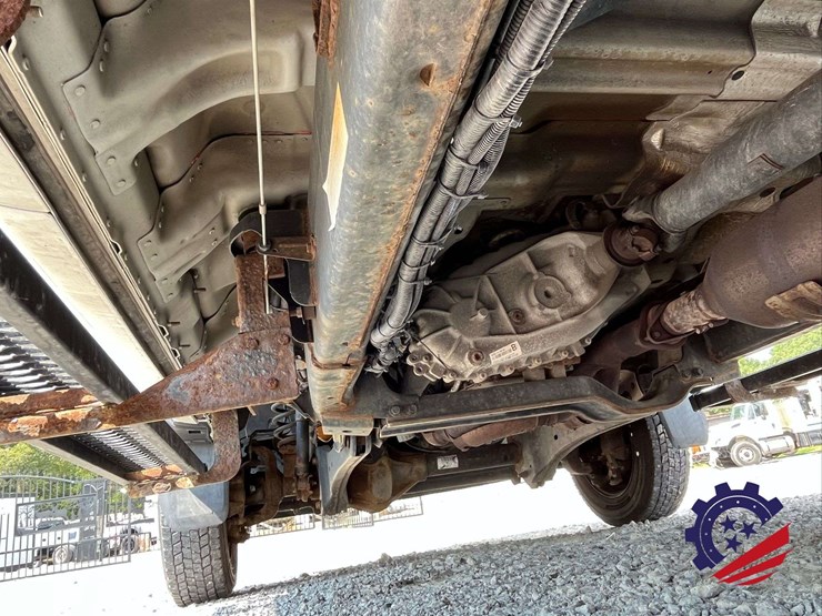 2017-ford-f550-xl-image-21