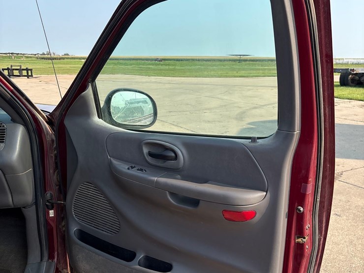 2003-ford-f150-image-41