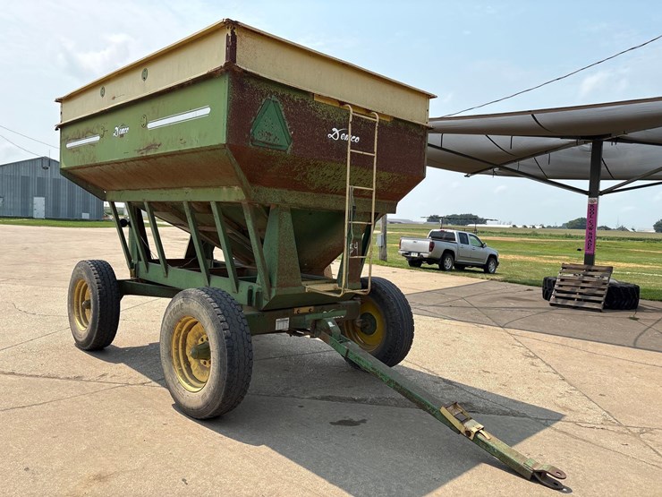 demco-325-image-2