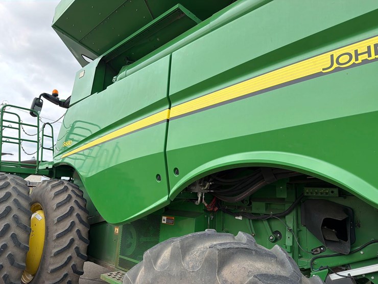 2012-john-deere-s680-image-36