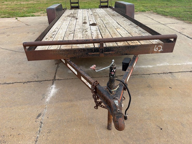 dct-81”-x-18ft-bumper-hitch-flatbed-image-10