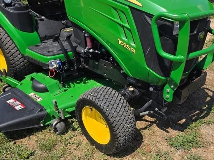 john-deere-1025r-image-6
