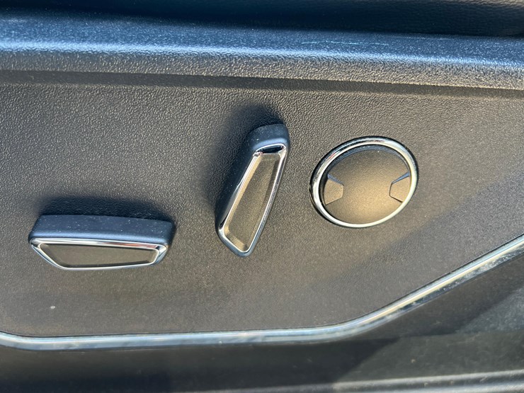 ford-f150-lariat-image-49